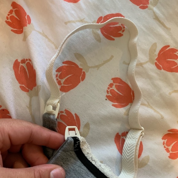 Motherhood Maternity Nursing Bra - Picture 2 of 3